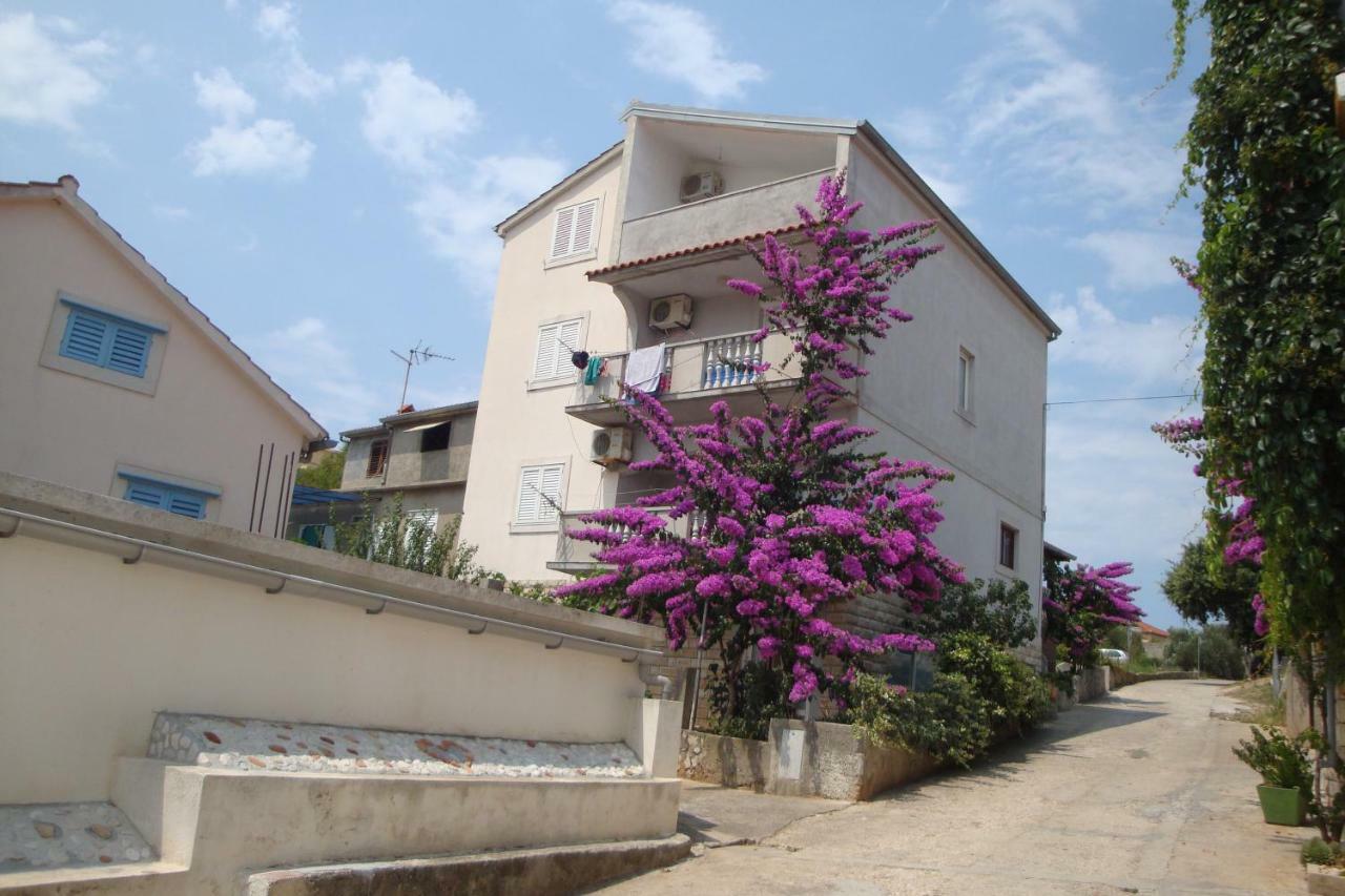 Apartmani Gojko Sali Exterior foto