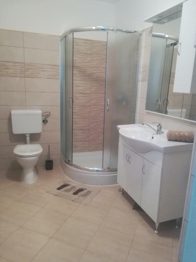 Apartmani Gojko Sali Exterior foto